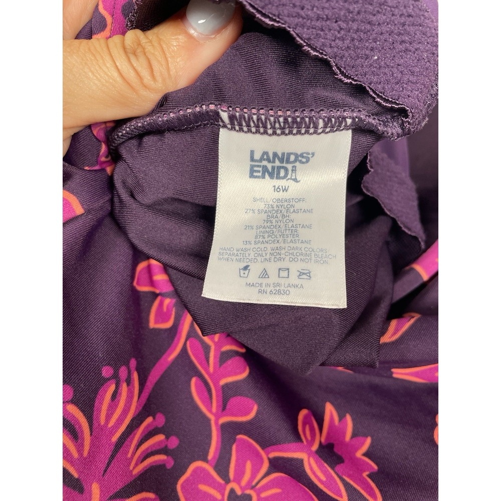Lands' End Womens Soft Cup Tugless Swimsuit Blackberry Ornate Floral Sz 16W - Picture 7 of 8